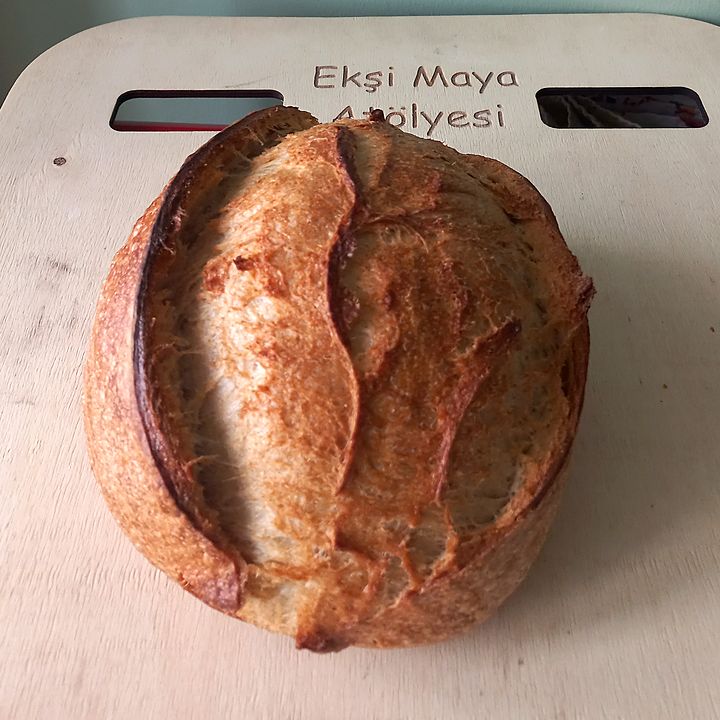Sade Ekşi Mayalı ekmeği – dış görünüş